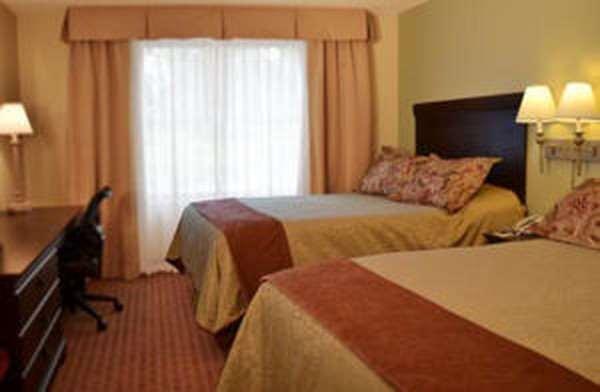 Euro-Suites Hotel Morgantown Quarto foto